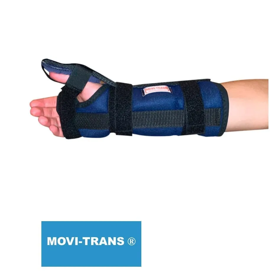 Férula azul de muñeca y pulgar tipo thumb-spica de Férulas Tuc sobre fondo blanco